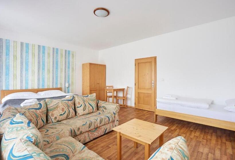 غرفة ديلوكس ثلاثية, Penzion Dobík Pasečná