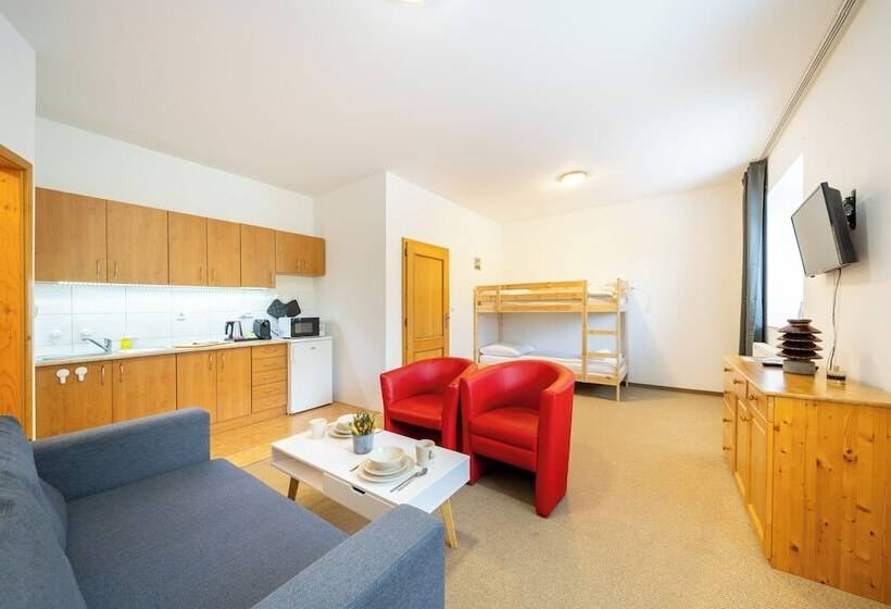 Comfort suite with balcony, Penzion Dobík Pasečná