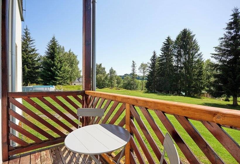 جناح ديلوكس, Penzion Dobík Pasečná