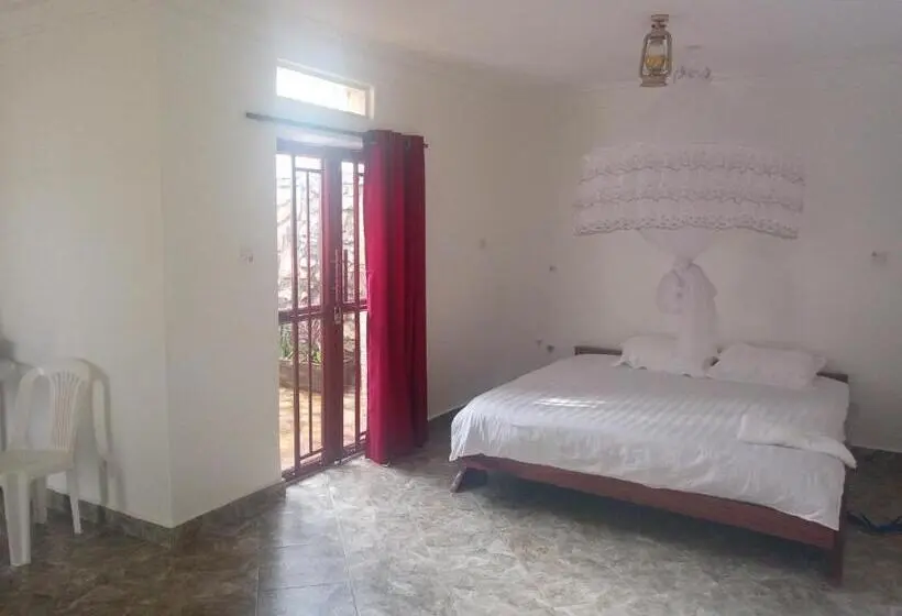 اتاق خانوادگی, Gkat Resort