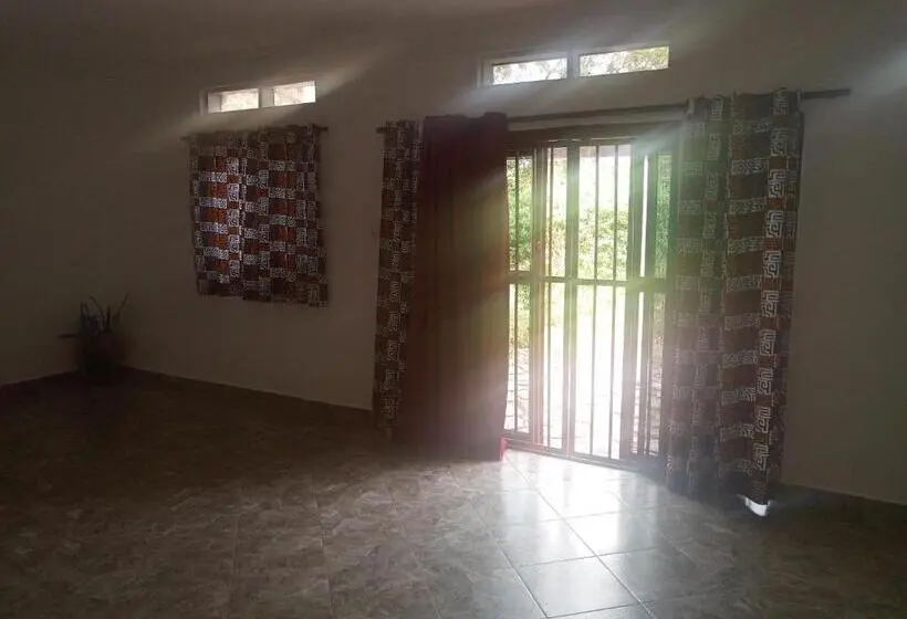 اتاق خانوادگی, Gkat Resort