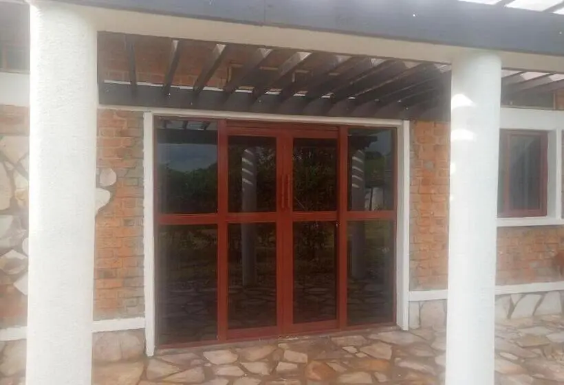 اتاق خانوادگی, Gkat Resort