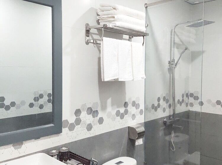 اتاق خانوادگی, Khang Hotel Con Dao