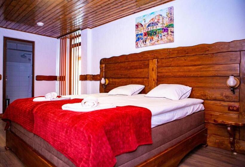 Номер Стандарт с Балконом, Vila Swe Sar