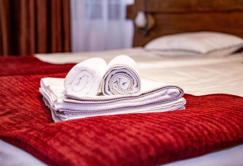 Номер Стандарт с Балконом, Vila Swe Sar