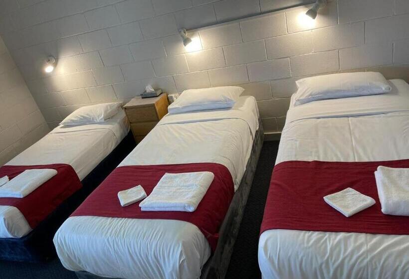 חדר סטנדרט לשלושה, Lake Munmorah Motel