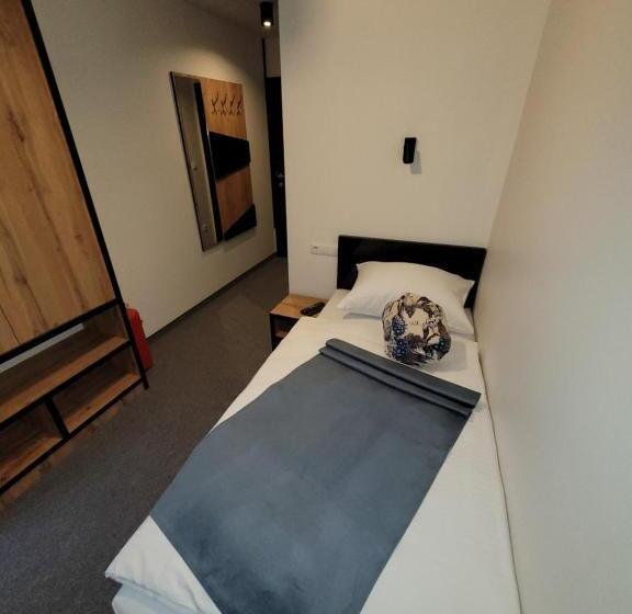اتاق استاندارد یک نفره, Motel Bihać