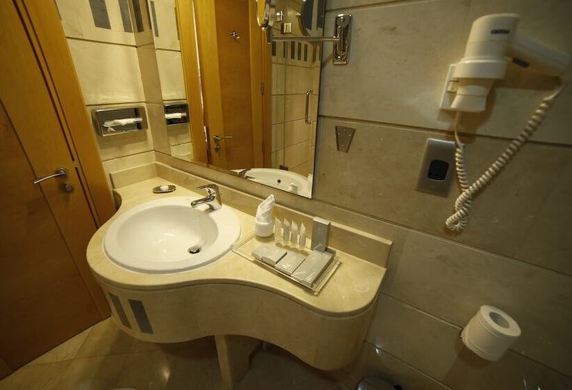 سوئیت 2 خوابه, City Seasons Hotel & Suites Muscat