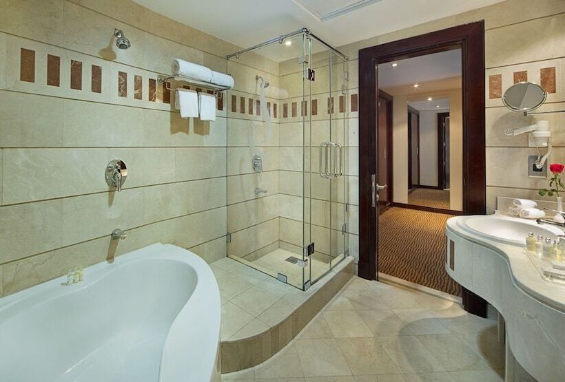 سوئیت 2 خوابه, City Seasons Hotel & Suites Muscat