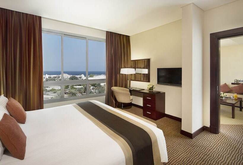 سوئیت 2 خوابه, City Seasons Hotel & Suites Muscat