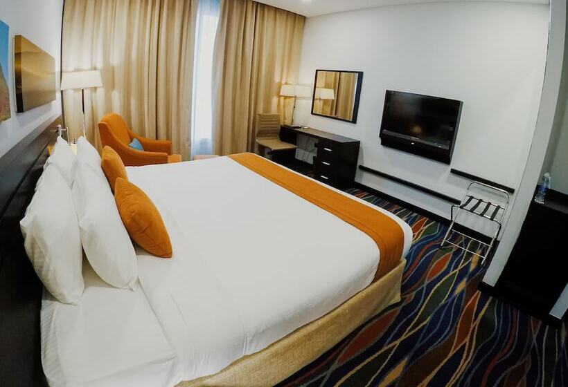 سوئیت 2 خوابه, City Seasons Hotel & Suites Muscat