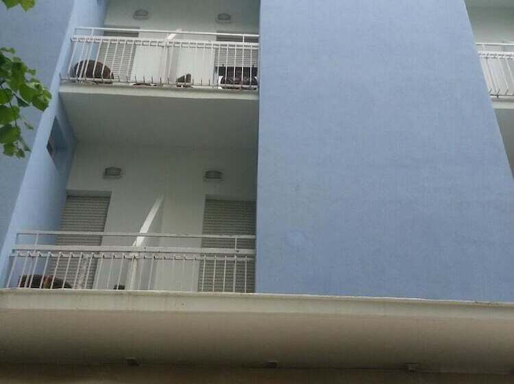 חדר סטנדרט לשלושה, Cuba Rimini