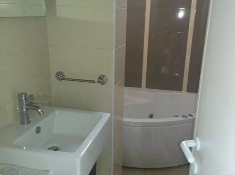 اتاق استاندارد سه نفره, Cuba Rimini