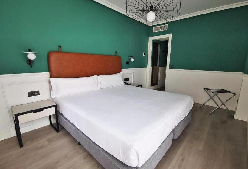 اتاق استاندارد, Don Rodrigo