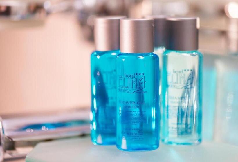 غرفة قياسية ثلاثية, Elina