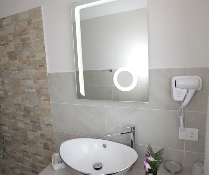 スーペリアールーム, Europa