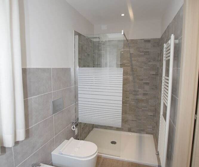 スーペリアールーム, Europa