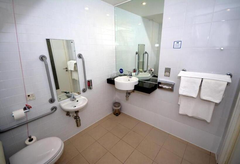 اتاق استاندارد برای معلولان, Holiday Inn Express Sheffield City Centre By Ihg