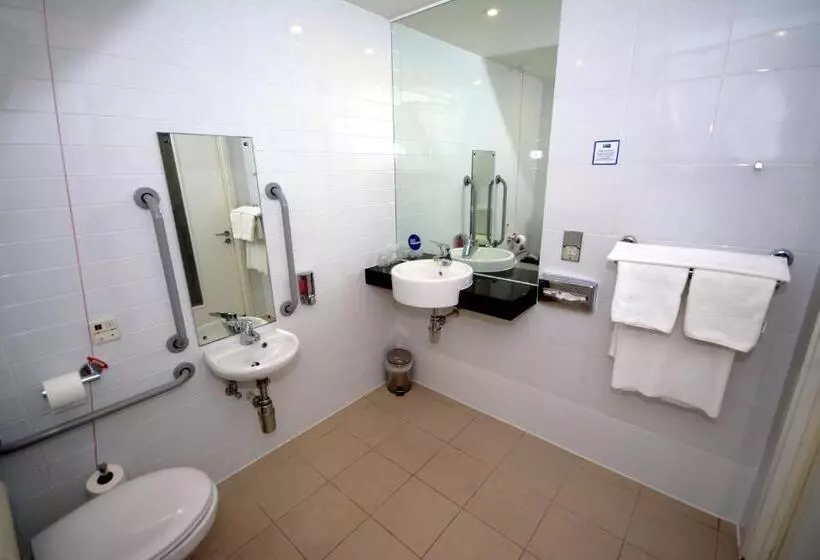 اتاق استاندارد برای معلولان, Holiday Inn Express Sheffield City Centre By Ihg