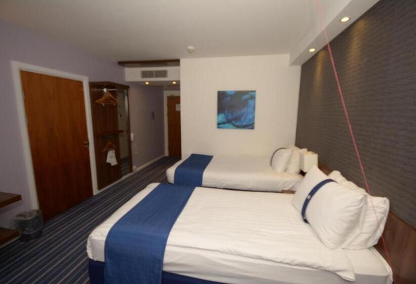 اتاق استاندارد برای معلولان, Holiday Inn Express Sheffield City Centre By Ihg