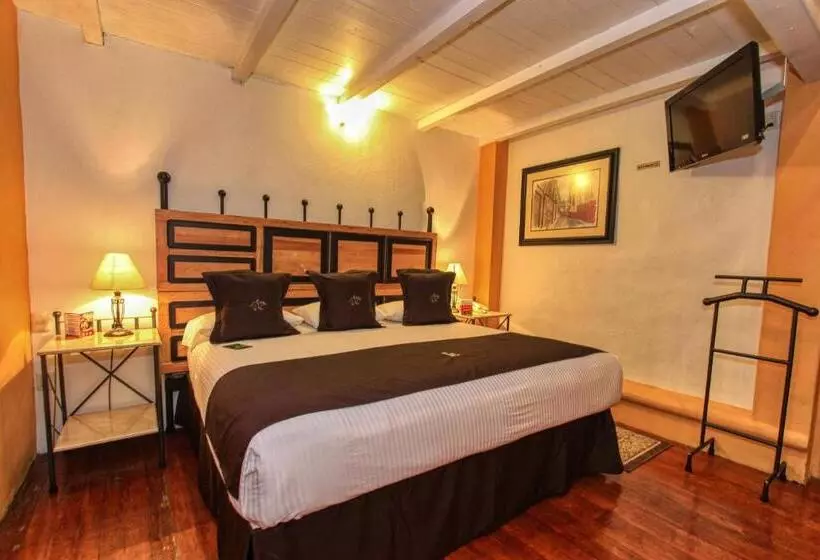 سوییت دوبلکس, La Casona De Don Lucas