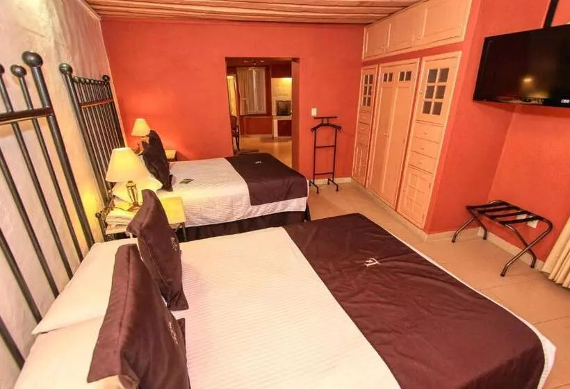 سوییت سوپریور, La Casona De Don Lucas