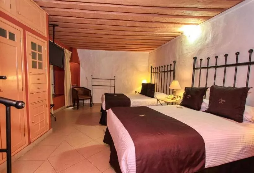 سوییت سوپریور, La Casona De Don Lucas