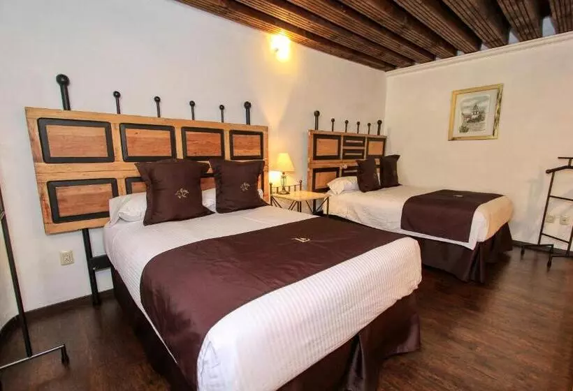 سوییت دوبلکس, La Casona De Don Lucas