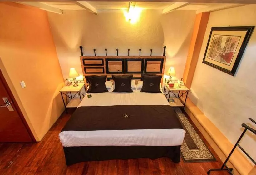 سوییت دوبلکس, La Casona De Don Lucas