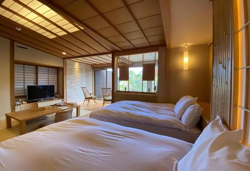 ファミリールーム, Kaiseki Ryokan Ashikari