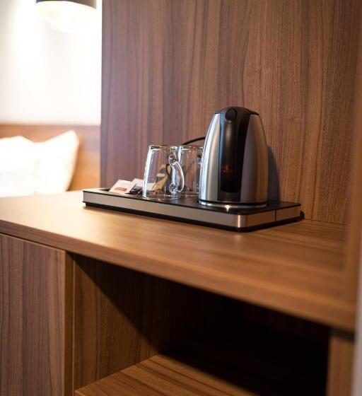 Номер Стандарт, Das Zeit