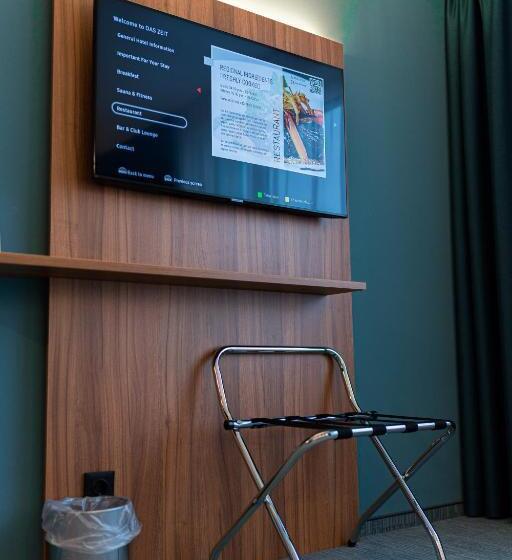 Семейный Номер, Das Zeit