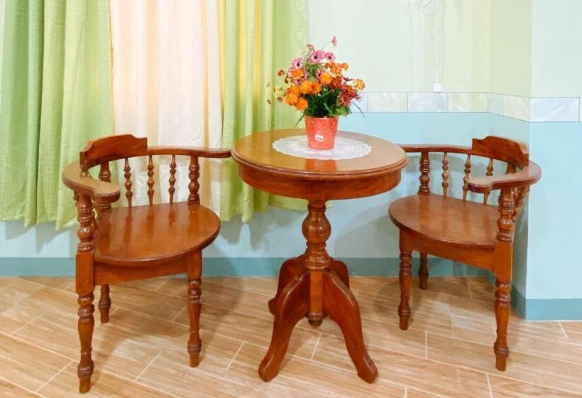 스위트, Reddoorz @ Calapandayan Subic Zambales