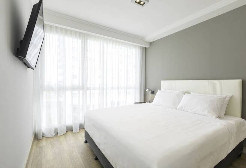 جناح عائلي, Solerios