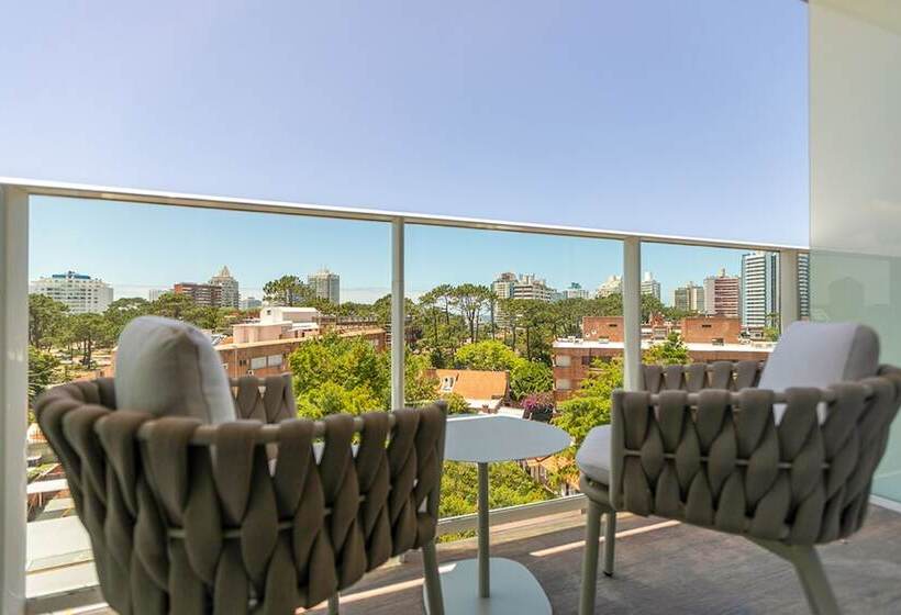 جناح عائلي, Solerios