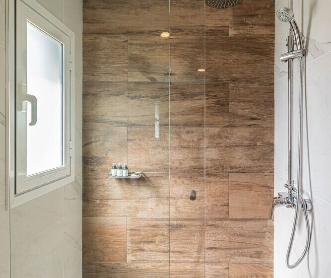 جناح عائلي, Solerios