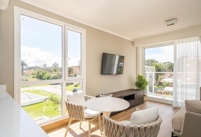 جناح عائلي, Solerios