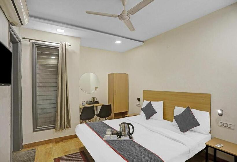 标准间, Super Townhouse 654