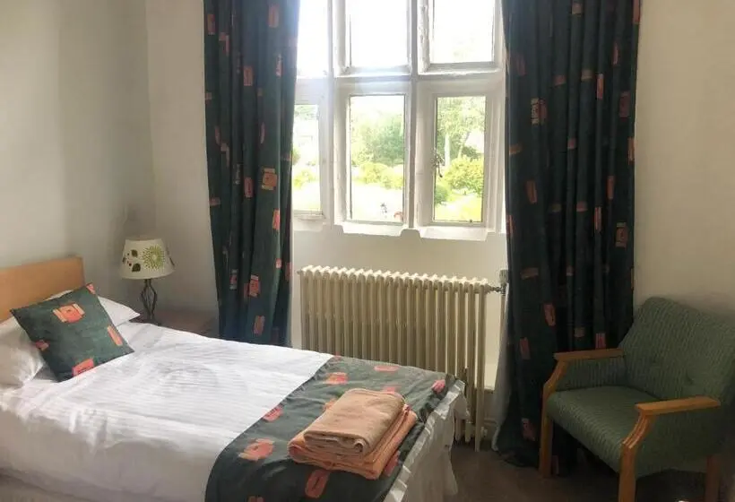 庭の見えるシングルルーム, Whalley Abbey   Christian Retreat House Offering B&b