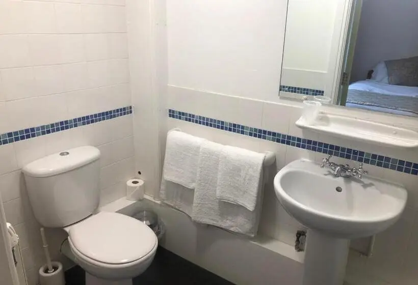 庭の見えるシングルルーム, Whalley Abbey   Christian Retreat House Offering B&b