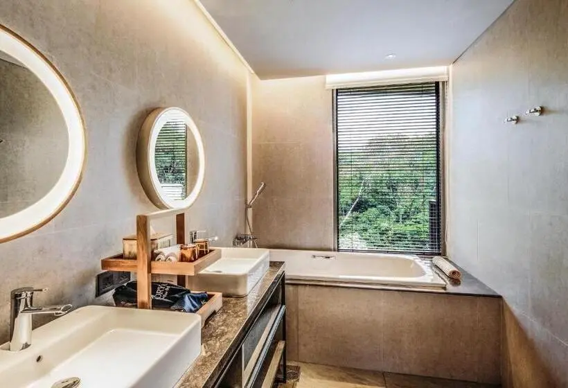 Suite, The Botanica Sanctuary