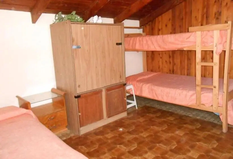 Vuode Makuusalissa, Posada Del Buscador