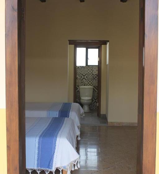 스탠다드 룸, De Las Flores