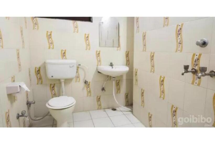 Deluxe Rum, Prithviraj