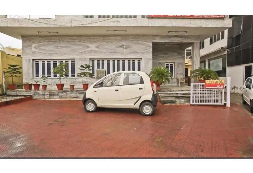 Deluxe Rum, Prithviraj