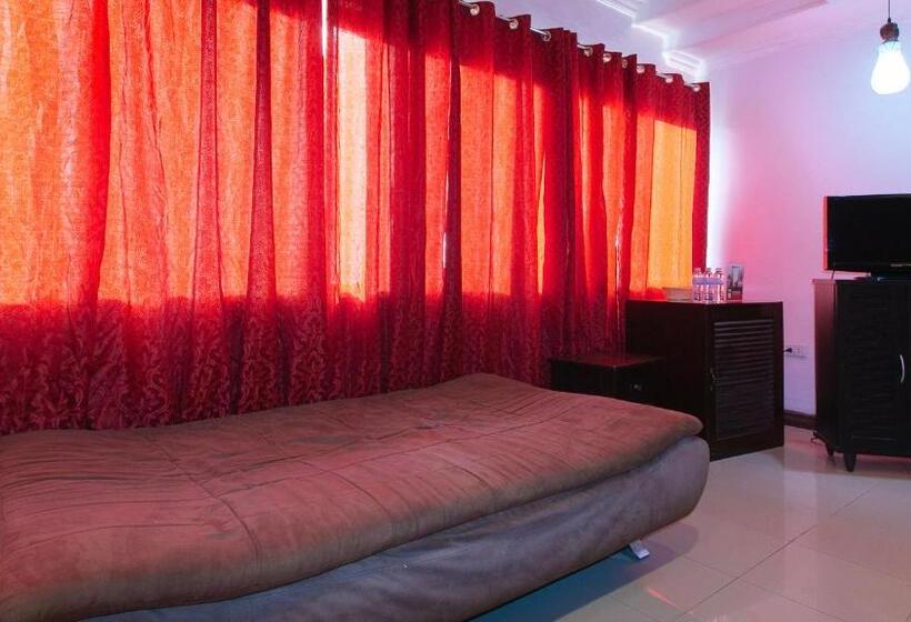 이그제큐티브 룸, Holiday Plaza Hotel Tuguegarao City