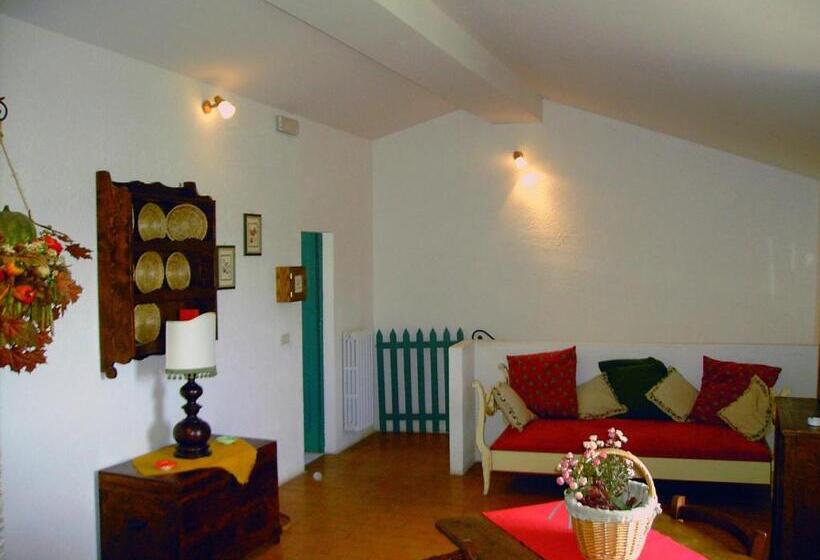 اتاق دوبلکس, San Lorenzo Della Rabatta