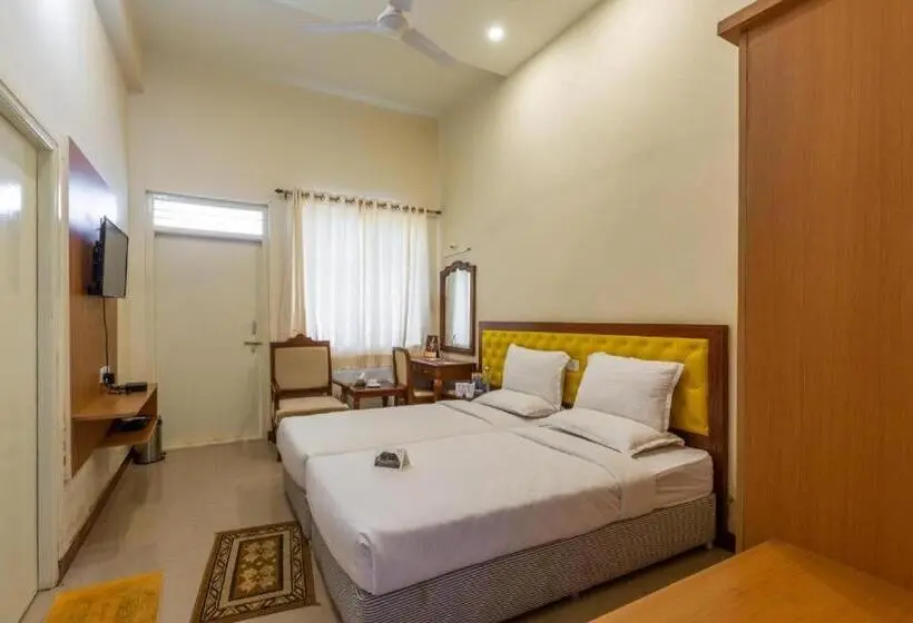 デラックスルーム, Kstdc Hotel Mayura Biligiri, Br Hills