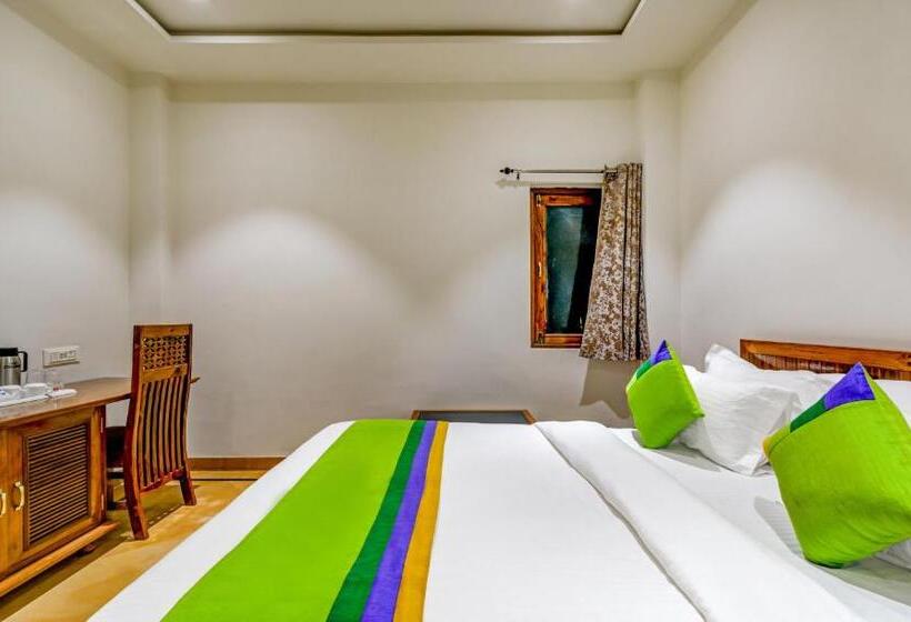 Standard Room, Treebo Chandrangan Excellency, 1 Km From Jaisalmer Fort