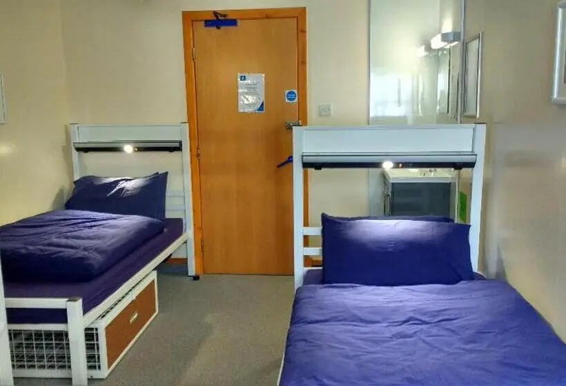 スタンダード４人部屋, Port Charlotte Youth Hostel